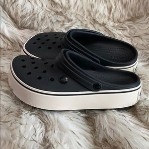 Crocs platform